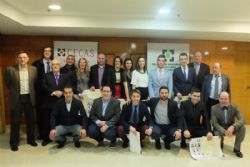 Ampliar foto: El Colegio de Mediadores de Seguros de Zaragoza y Teruel ha celebrado el acto de entrega de diplomas a los alumnos del XXVII Curso Superior de Seguros.