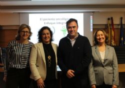 Ampliar foto: Farmacuticos de Zaragoza se forman en la atencin integral a pacientes con cncer