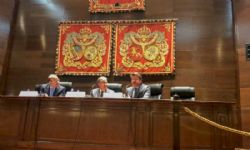 Ampliar foto: La Ley de Sucesiones cumple 20 aos