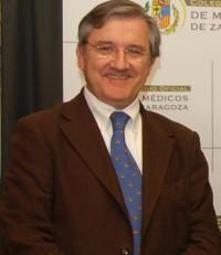 Ampliar foto: Colegiacin libre o universal? Dnde est el inters general?